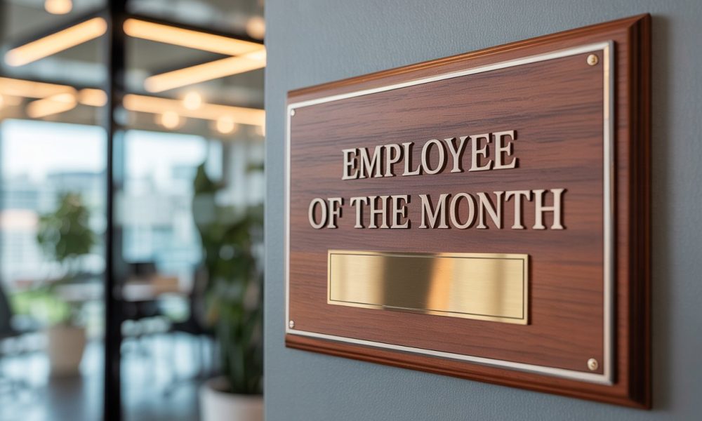 How Recognition Plaques Foster Positive Workplace Culture